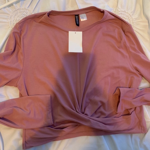 3 tops!! - Picture 2 of 4